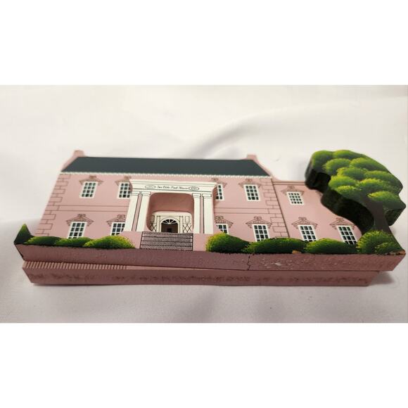 Shelia’s Savannah Wooden House Set 5 – Pink House, Asendorf, Gordon-Low, & more - Picture 12 of 14